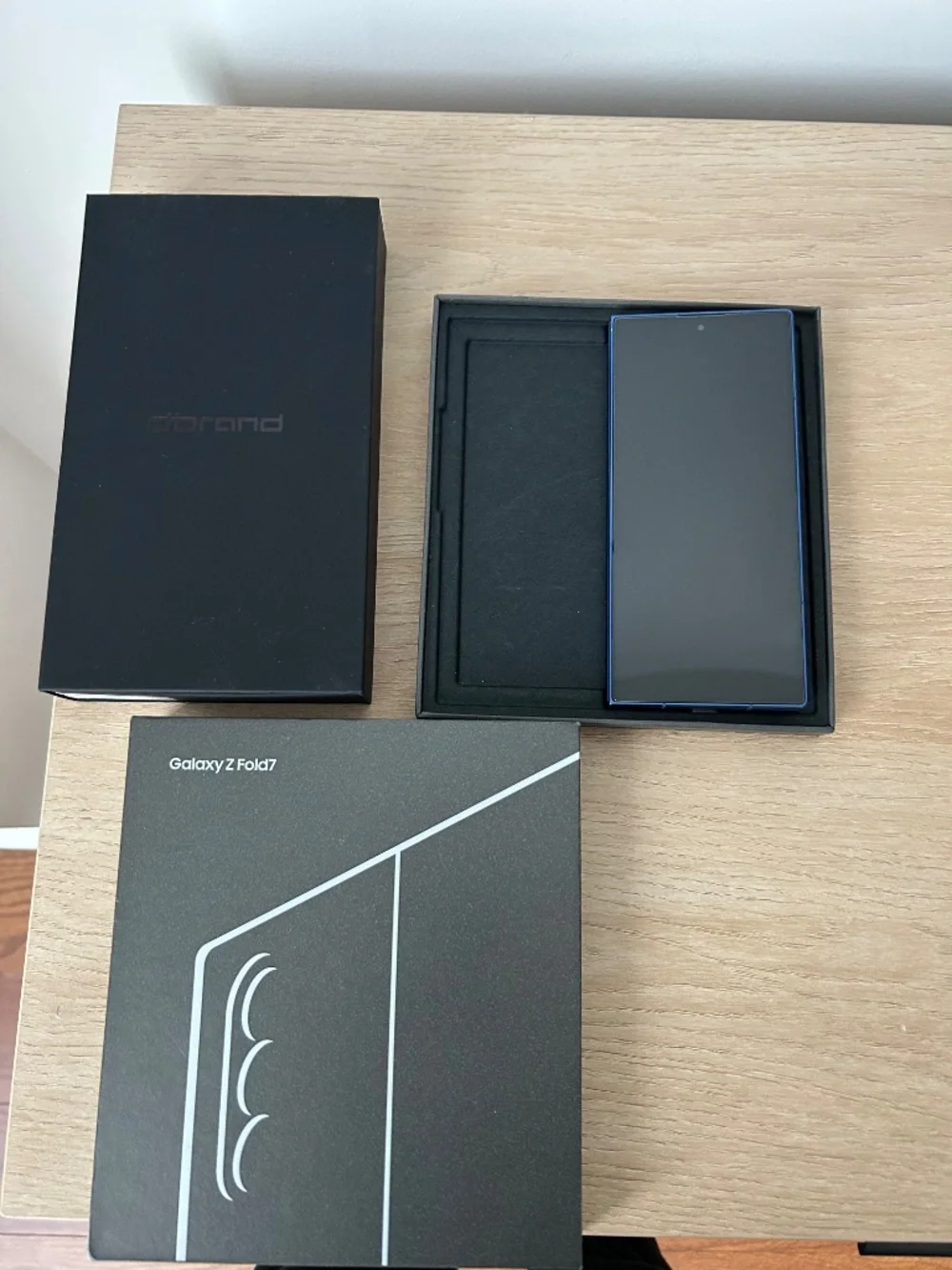 Samsung Galaxy Z Fold7 + dbrand Grip Case & Install Kit - Open Box / Like New